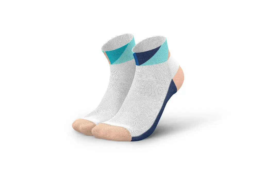 INCYLENCE RUNNING POLYGONS SHORT NAVY MINT